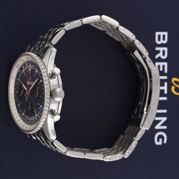 Breitling Navitimer 01 AB0121